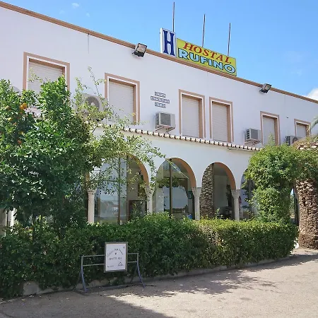 Hostal Restaurante Rufino-3